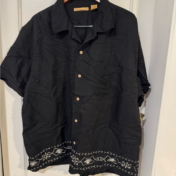 The Havanera Co Black Casual Button Down Shirt with Decorative Hem - Picture 2 of 5
